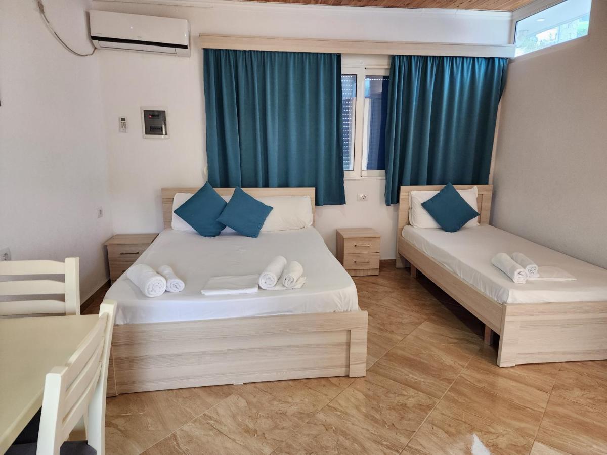 Dian'S Apartments Ксамил Екстериор снимка